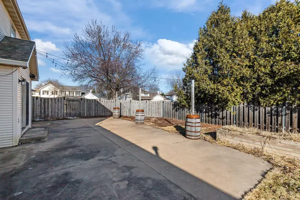 $476,000 | 2189 East Prairie Creek Drive, Neenah, WI 54956