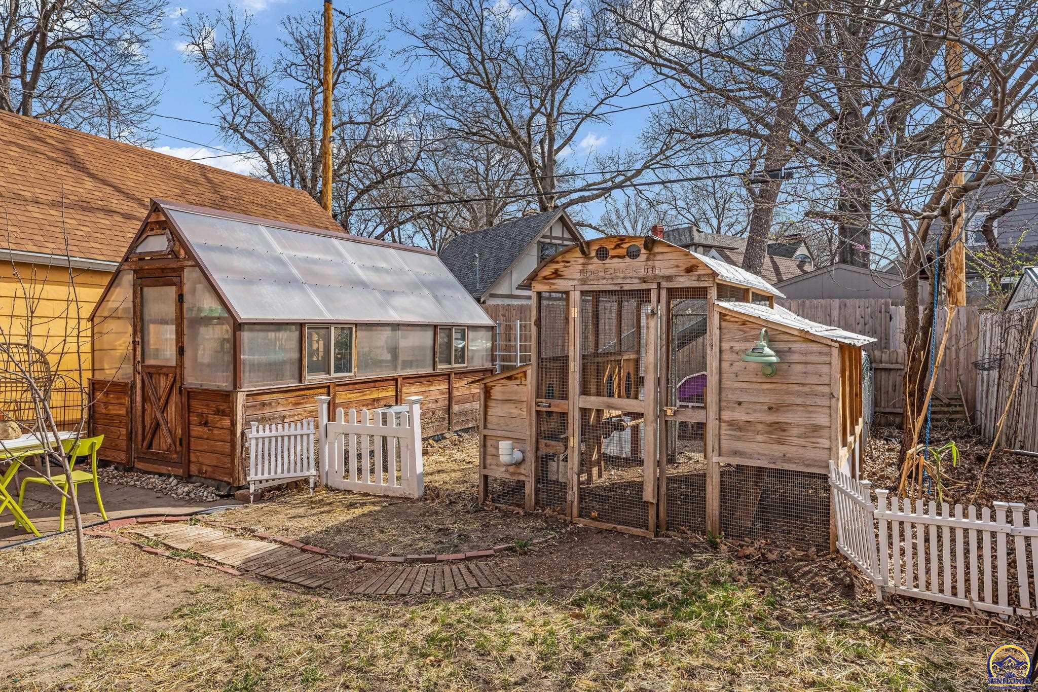 1272 Southwest Lakeside Drive Topeka, KS 66604 - Photo 20 of 20
