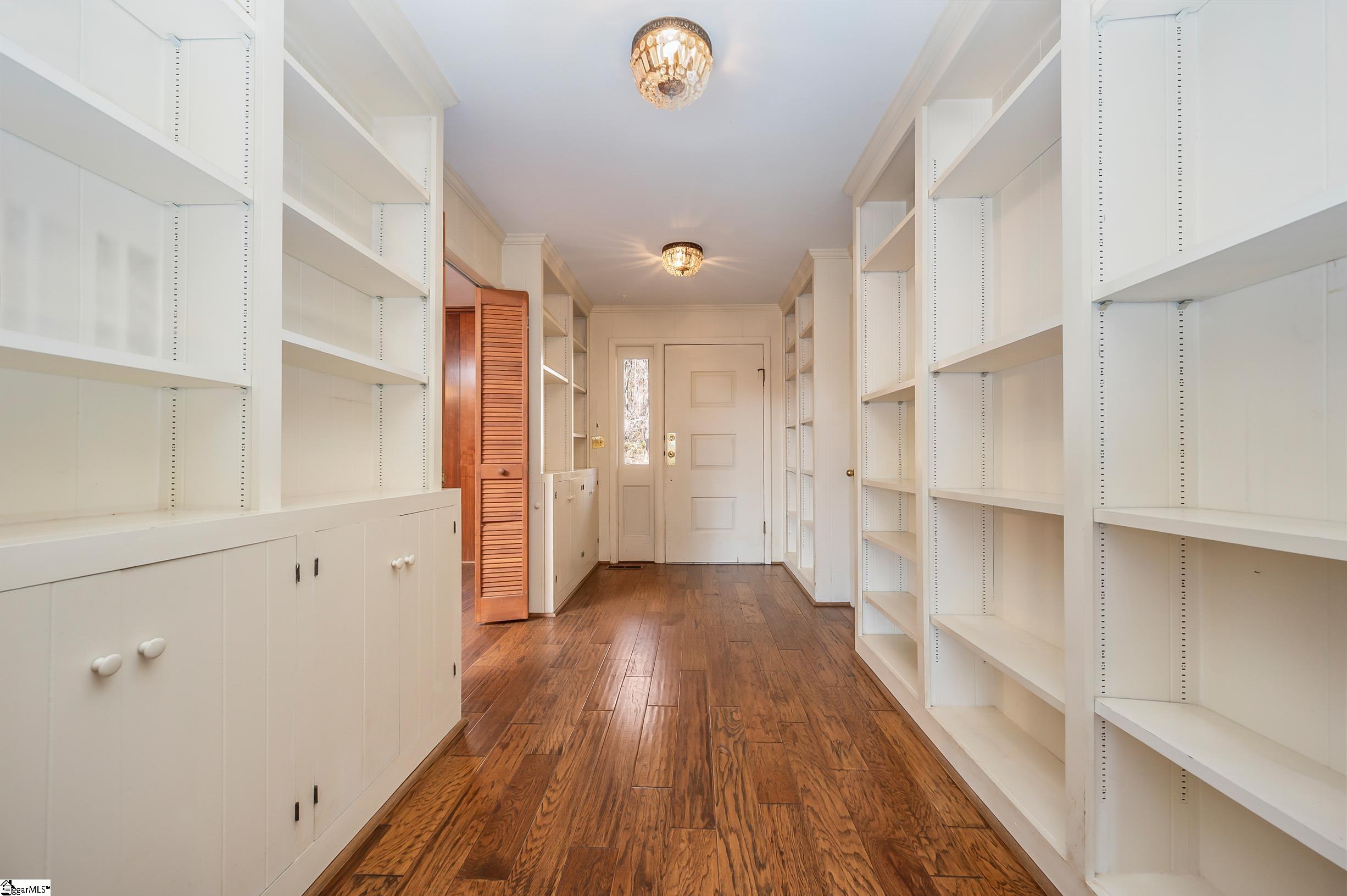 56 Wells Lane Tryon, NC 28782 - Photo 6 of 36 Gallery Image 6