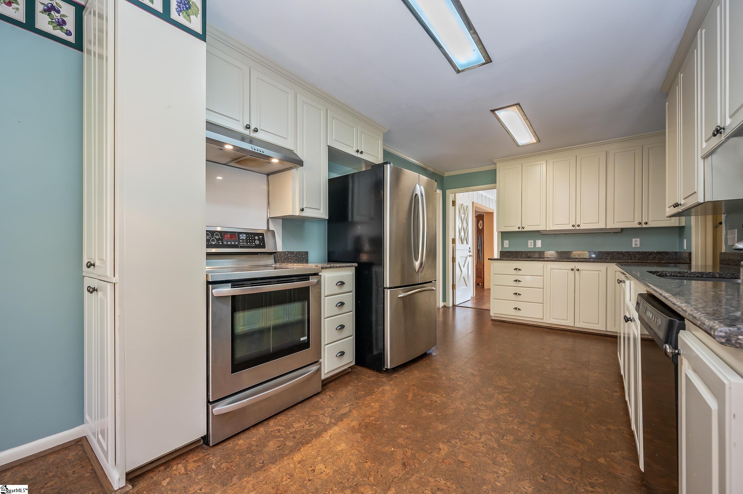 56 Wells Lane Tryon, NC 28782 - Photo 8 of 36 Gallery Image 8