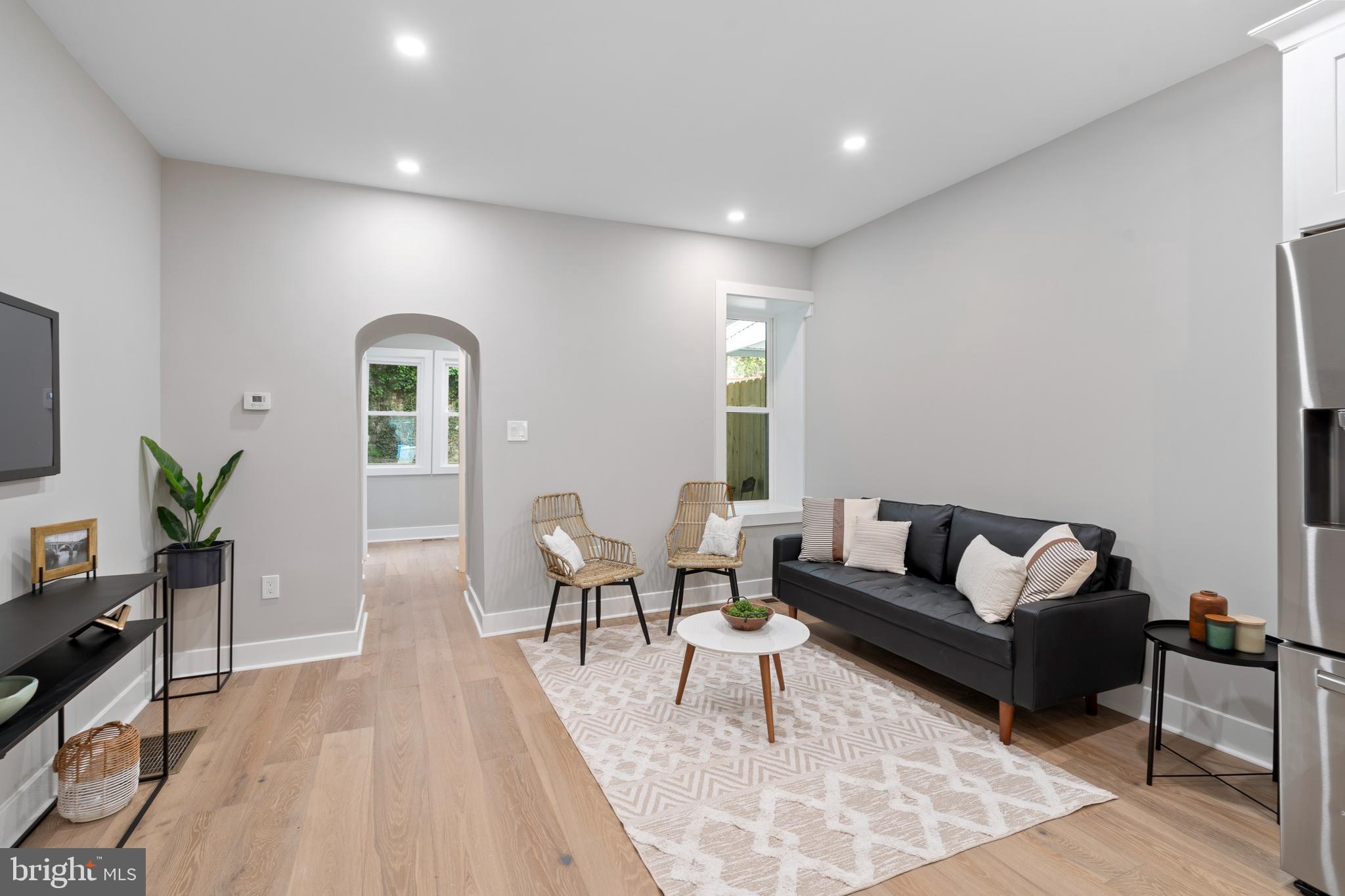 3931 Terrace Street Philadelphia, PA 19128 - Photo 3 of 49