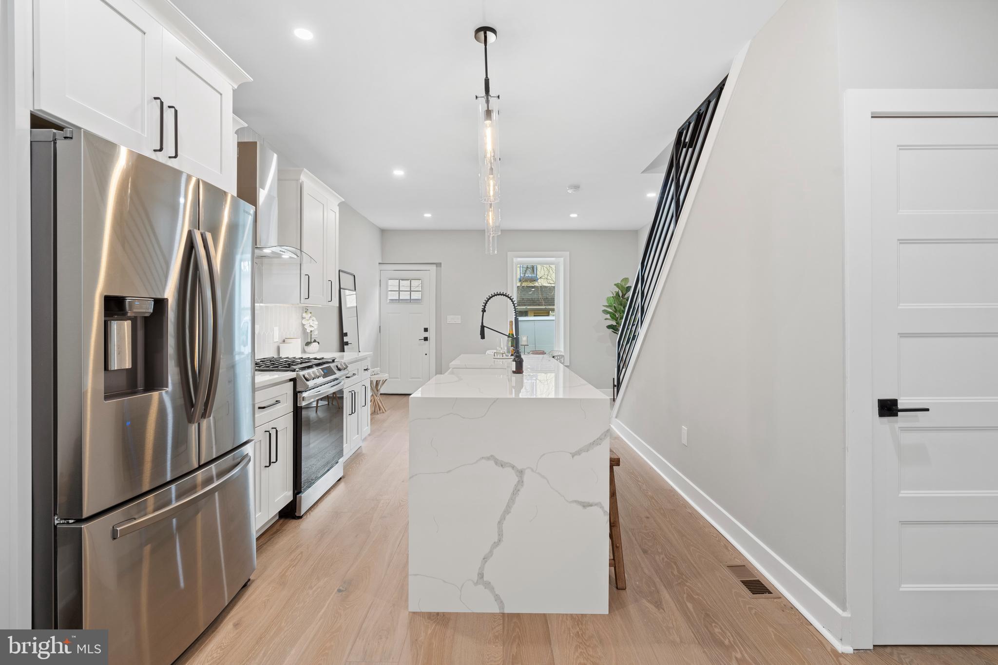 3931 Terrace Street Philadelphia, PA 19128 - Photo 5 of 49