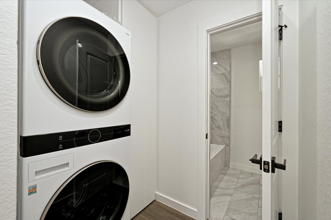 710 East 2nd Street Elgin, TX 78621 - Photo 16 of 30 a close view of a utility room with dryer and washer