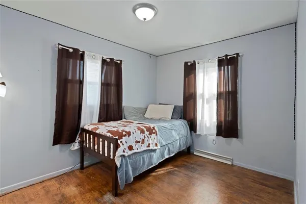 $215,000 | 1355 Wakefield Drive, Hermitage, PA 16148