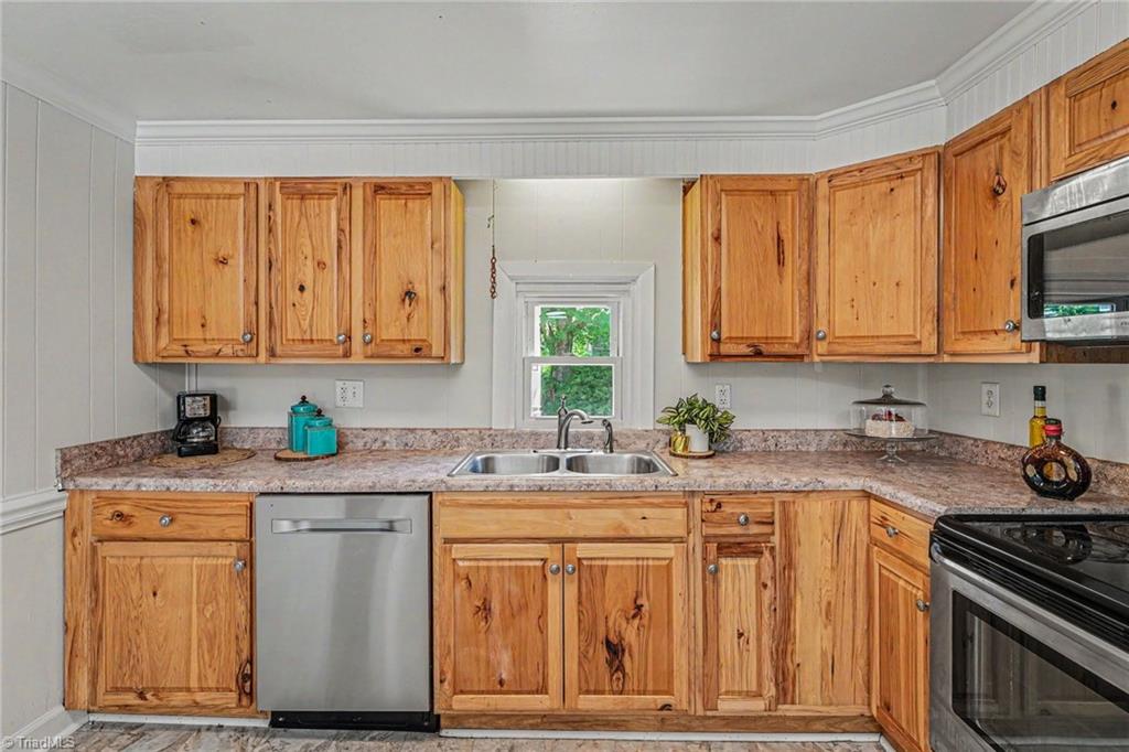 8124 East Harrell Road Oak Ridge, NC 27310 - Photo 16 of 43