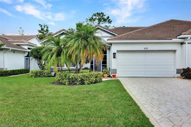 $507,500 | 818 Grafton Court, Unit 5, Naples, FL 34104