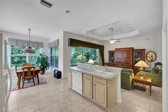 $507,500 | 818 Grafton Court, Unit 5, Naples, FL 34104