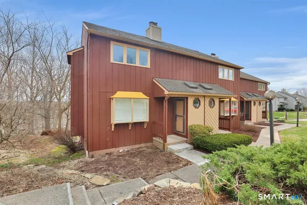 $300,000 | 108 Skyview Drive, Unit 108, Cromwell, CT 06416