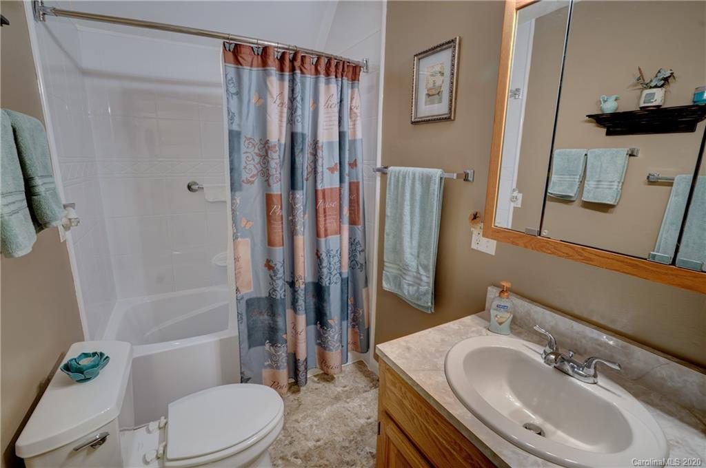 121 Chestnut Cove Road Whittier, NC 28789 - Photo 19 of 47 Gallery Image 19
