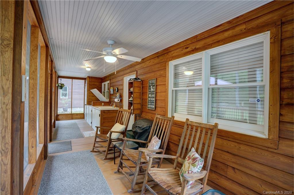 121 Chestnut Cove Road Whittier, NC 28789 - Photo 21 of 47 Gallery Image 21