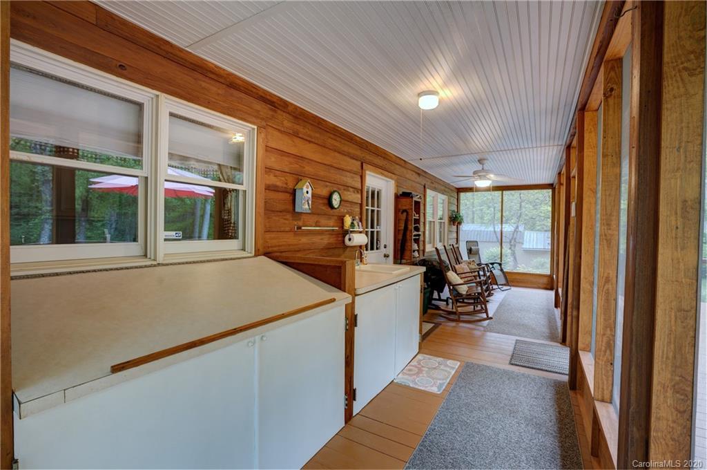 121 Chestnut Cove Road Whittier, NC 28789 - Photo 23 of 47 Gallery Image 23