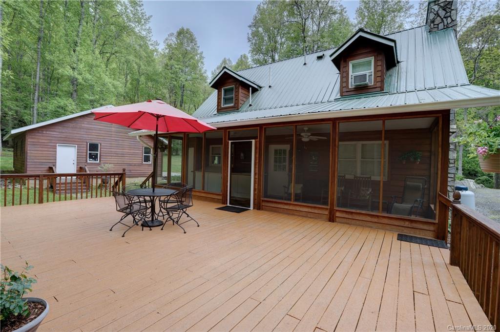 121 Chestnut Cove Road Whittier, NC 28789 - Photo 26 of 47 Gallery Image 26