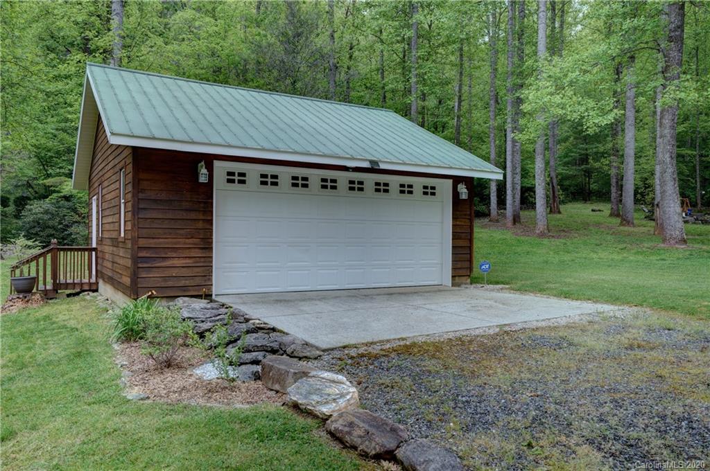 121 Chestnut Cove Road Whittier, NC 28789 - Photo 29 of 47 Gallery Image 29