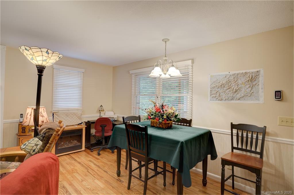 121 Chestnut Cove Road Whittier, NC 28789 - Photo 7 of 47 Gallery Image 7