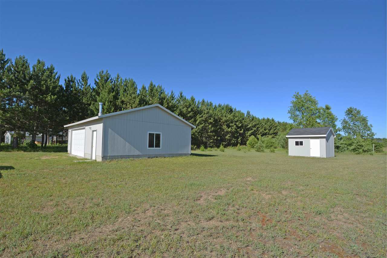 20621 Cinder Road Interlochen, MI 49643 - Photo 28 of 29 1819471-27.JPG