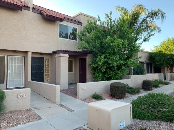 $1,650 | 20227 North 21st Drive, Phoenix, AZ 85027