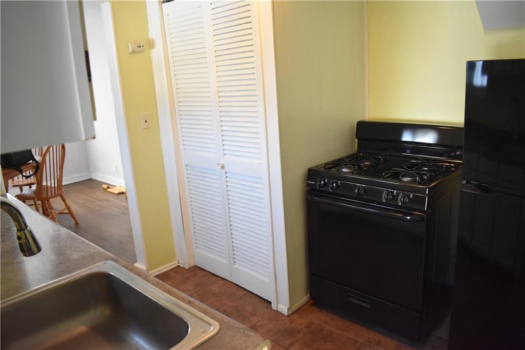 210 Maple Lane Pittsburgh, PA 15225 - Photo 8 of 15