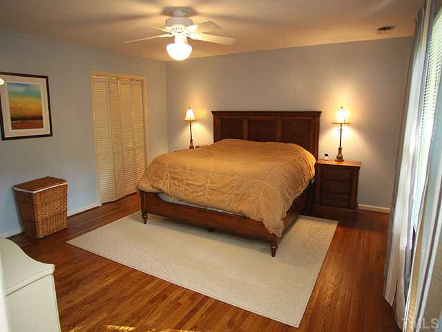 4916 Brookhurst Place Raleigh, NC 27609 - Photo 7 of 12 Photo 7