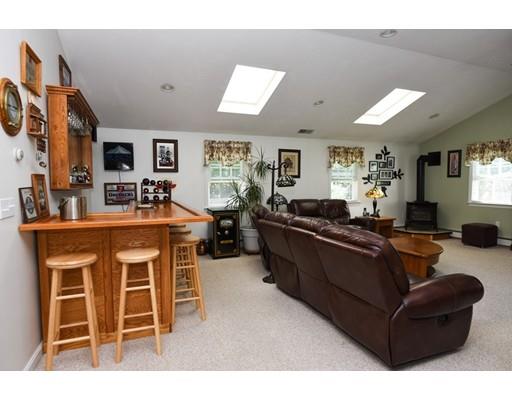 55 Eleanor Road Raynham, MA 02767 - Photo 24 of 41 Gallery Image 24
