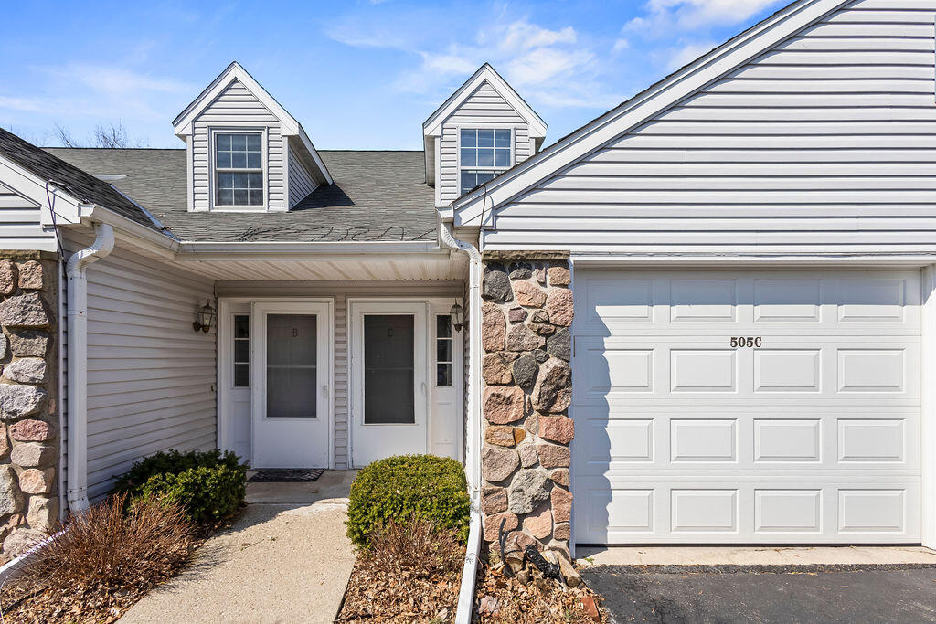 505 Lake Bluff Road, Unit C Thiensville, WI 53092 - Photo 25 of 25 Private 1.5 car garage