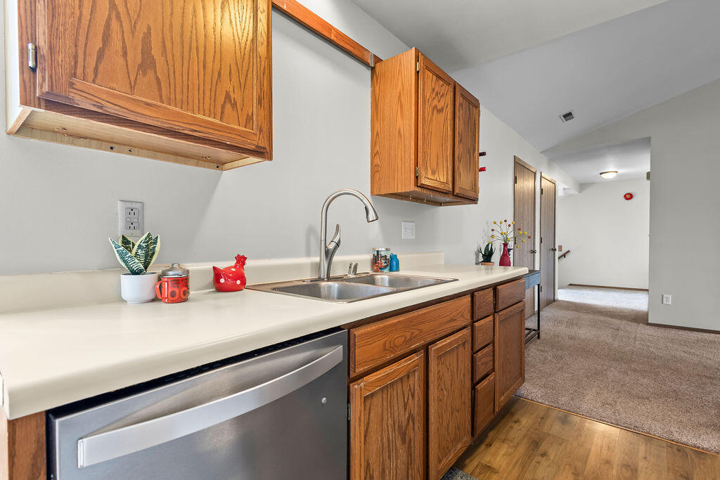 505 Lake Bluff Road, Unit C Thiensville, WI 53092 - Photo 5 of 25 Kitchen looking toward hall/main entry