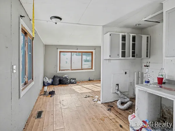 $85,000 | 38 West Coolidge Avenue, Battle Creek, MI 49037