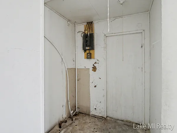 $85,000 | 38 West Coolidge Avenue, Battle Creek, MI 49037