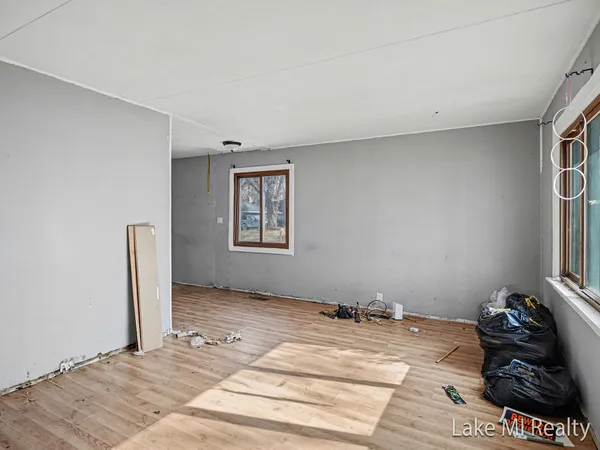 $85,000 | 38 West Coolidge Avenue, Battle Creek, MI 49037