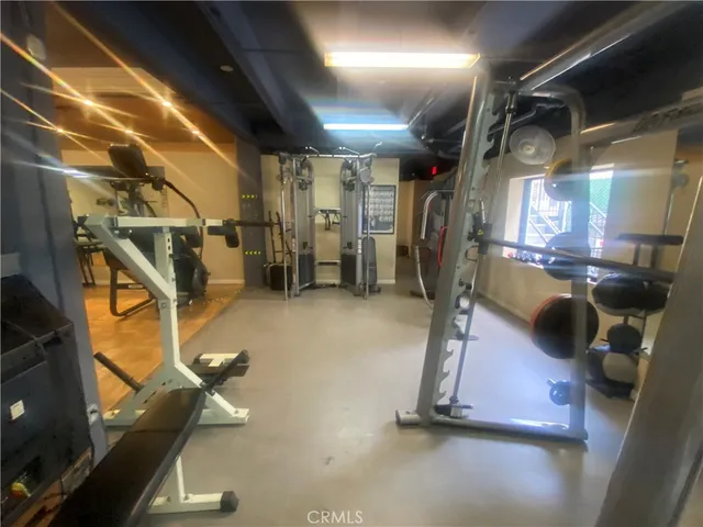 $1,498 | 140 Linden Avenue, Long Beach, CA 90802