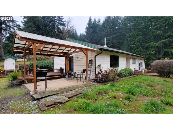 $520,000 | 25346 Wheaton Lane, Veneta, OR 97487