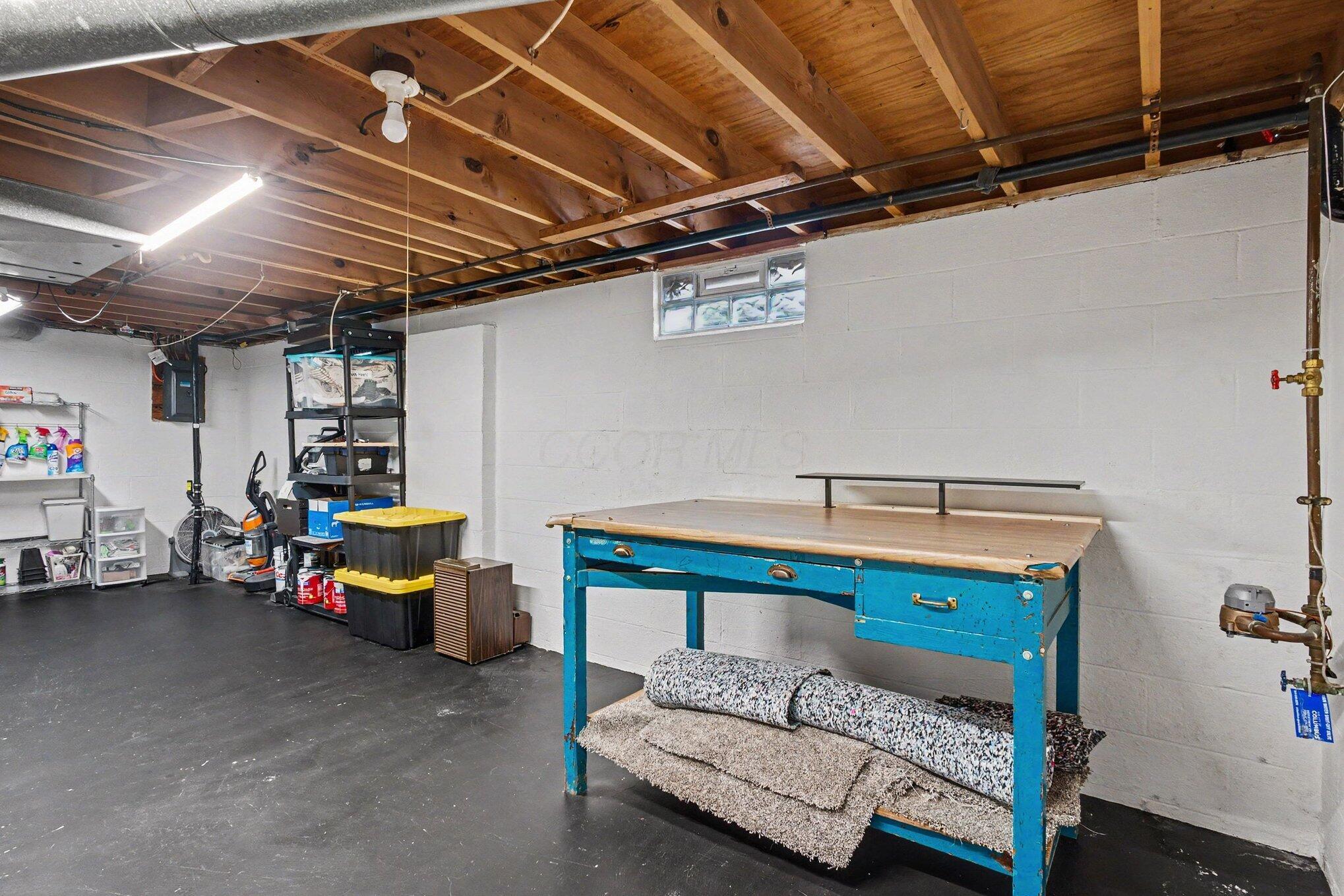 1759 River Bend Road Columbus, OH 43223 - Photo 23 of 32 023_file_3084