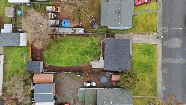 $334,999 | 2927 North Smith Street, Spokane, WA 99207