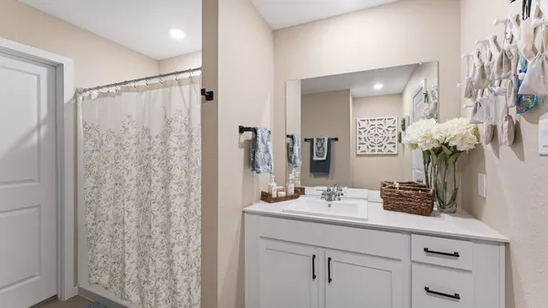 $2,100 | 481 Tejas Trail, Waller, TX 77484