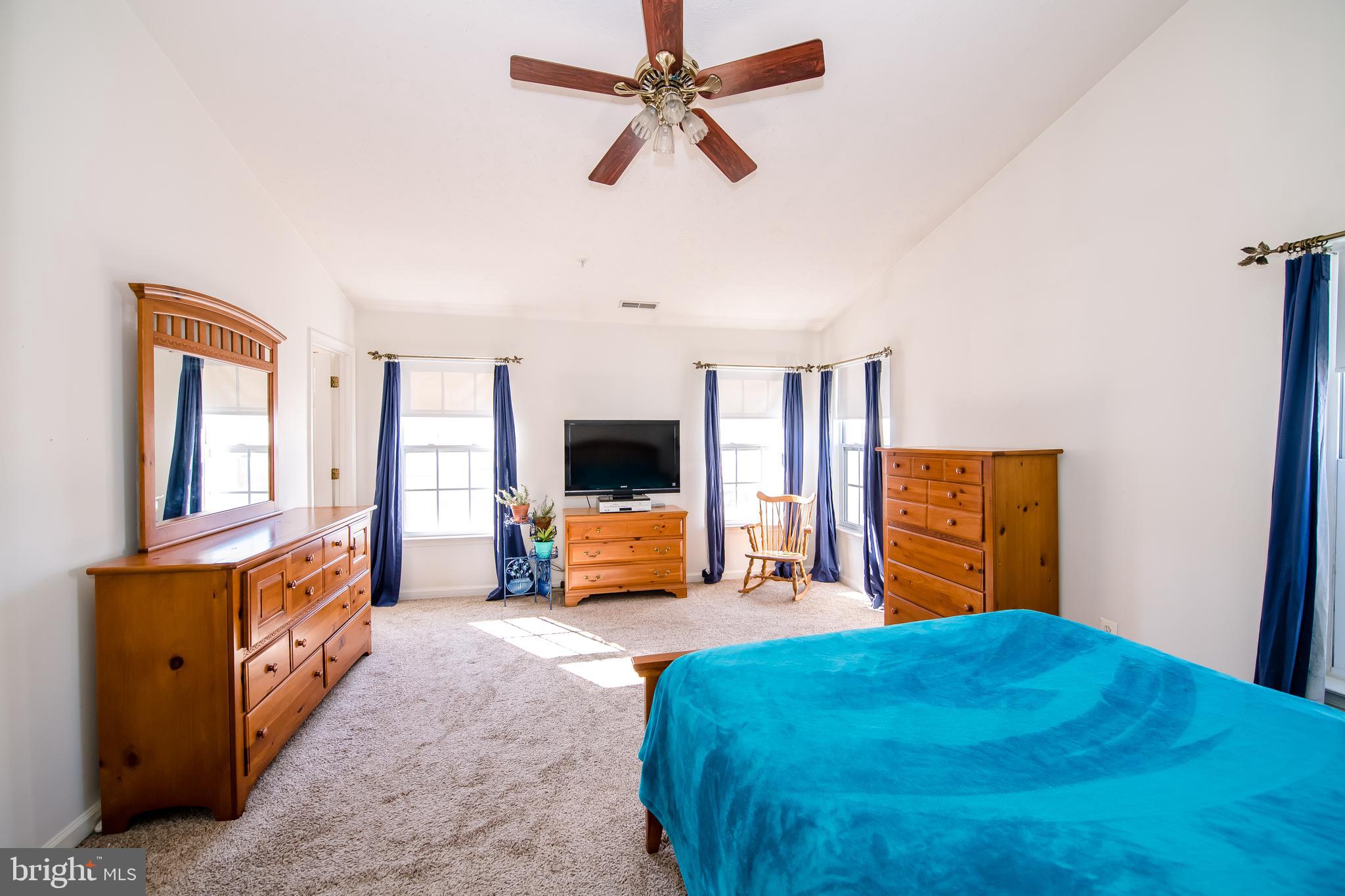 5029 Leasdale Road Baltimore, MD 21237 - Photo 12 of 26 Large Master Bed with vaulted ceilings