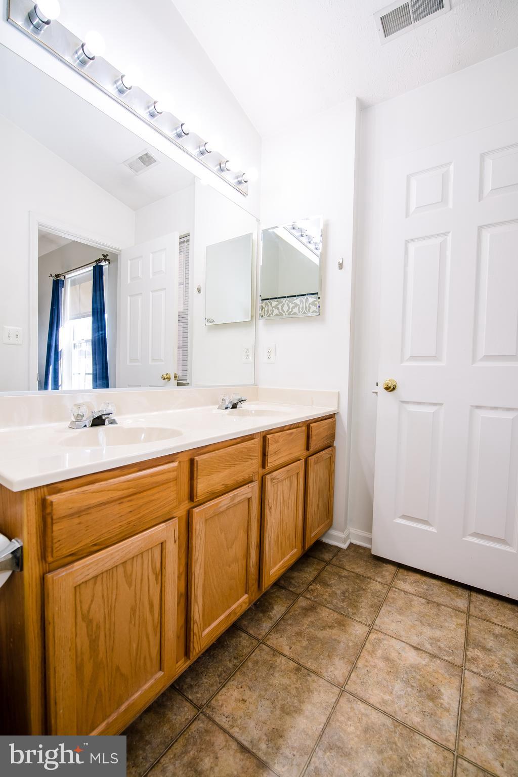 5029 Leasdale Road Baltimore, MD 21237 - Photo 16 of 26 Gallery Image 16