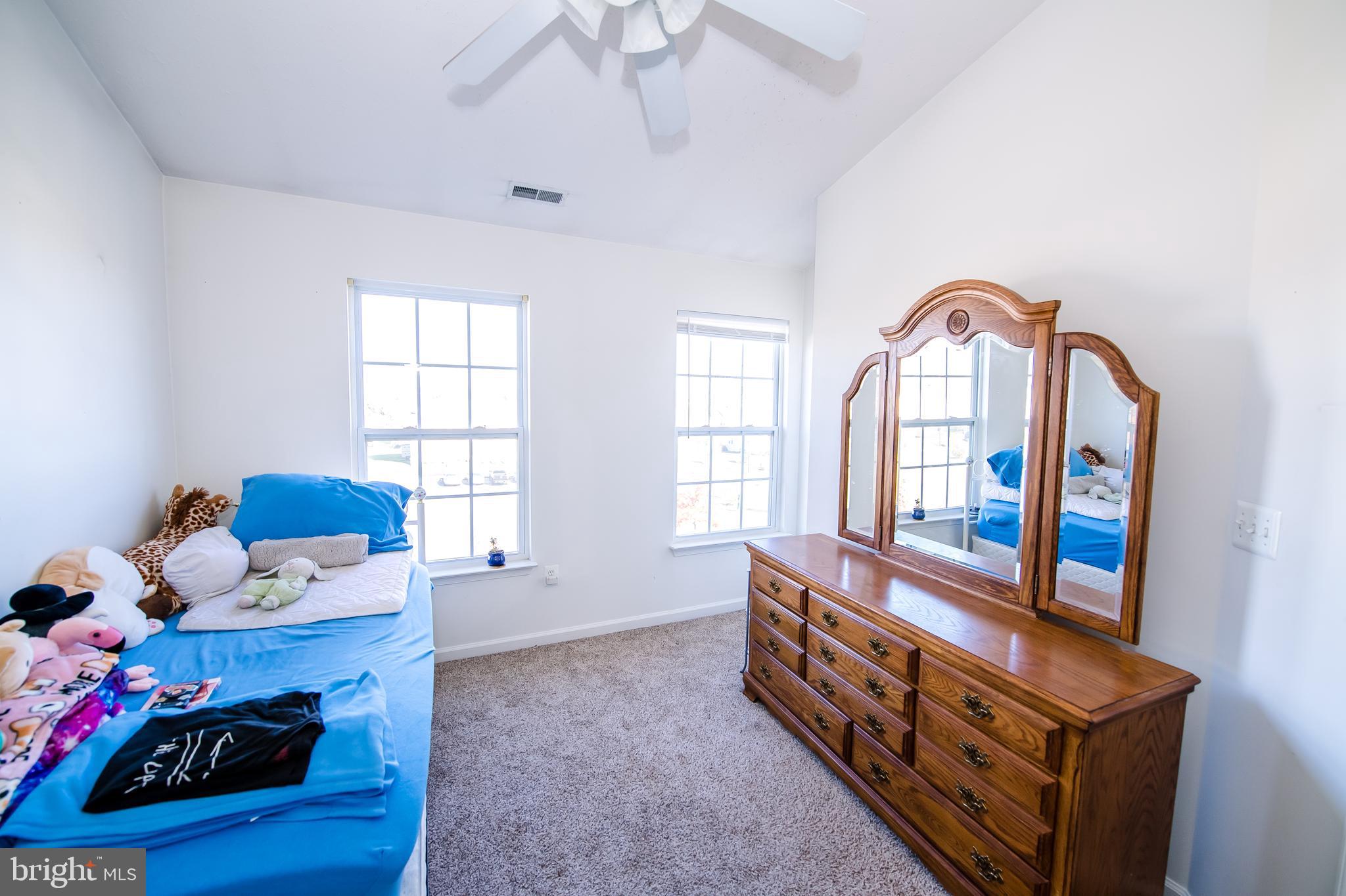 5029 Leasdale Road Baltimore, MD 21237 - Photo 17 of 26 2nd Bedroom with lots of light