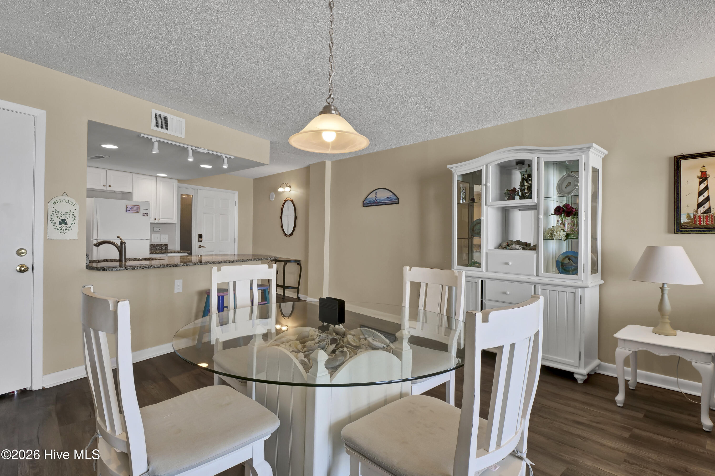 2000 New River Inlet Road, Unit 2207 North Topsail Beach, NC 28460 - Photo 7 of 41 Dining Area
