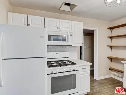$2,295,000 | 104 Sunridge Street, Playa del Rey, CA 90293