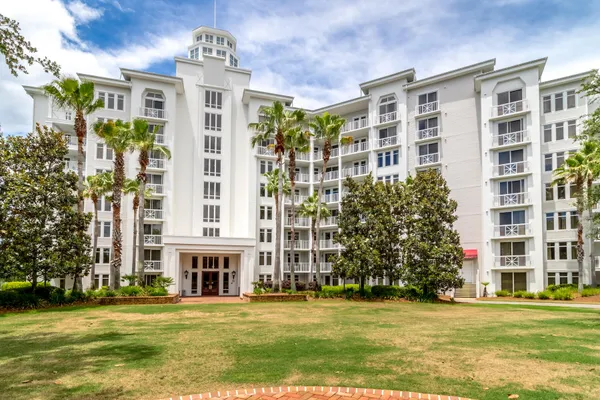 $370,000 | 9800 Grand Sandestin Boulevard, Unit 5122, Miramar Beach, FL 32550