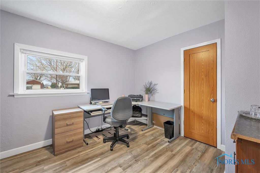 1122 North Stadium Road Oregon, OH 43616 - Photo 17 of 39 Gallery Image 17