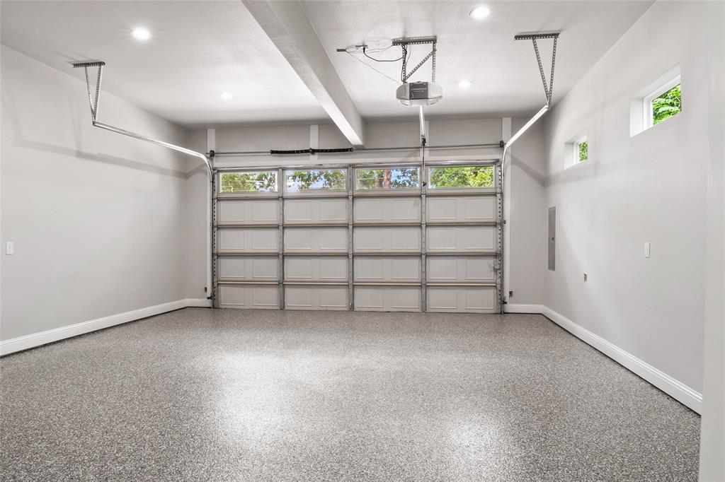 3102 Chicago Street Dallas, TX 75212 - Photo 17 of 20 a view of a garage