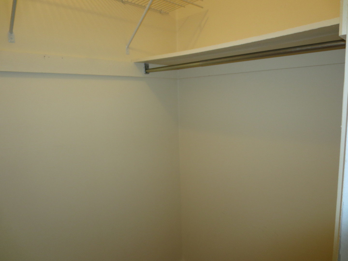 655 West Irving Park Road, Unit 2112 Chicago, IL 60613 - Photo 19 of 49 a view of a rack on the wall