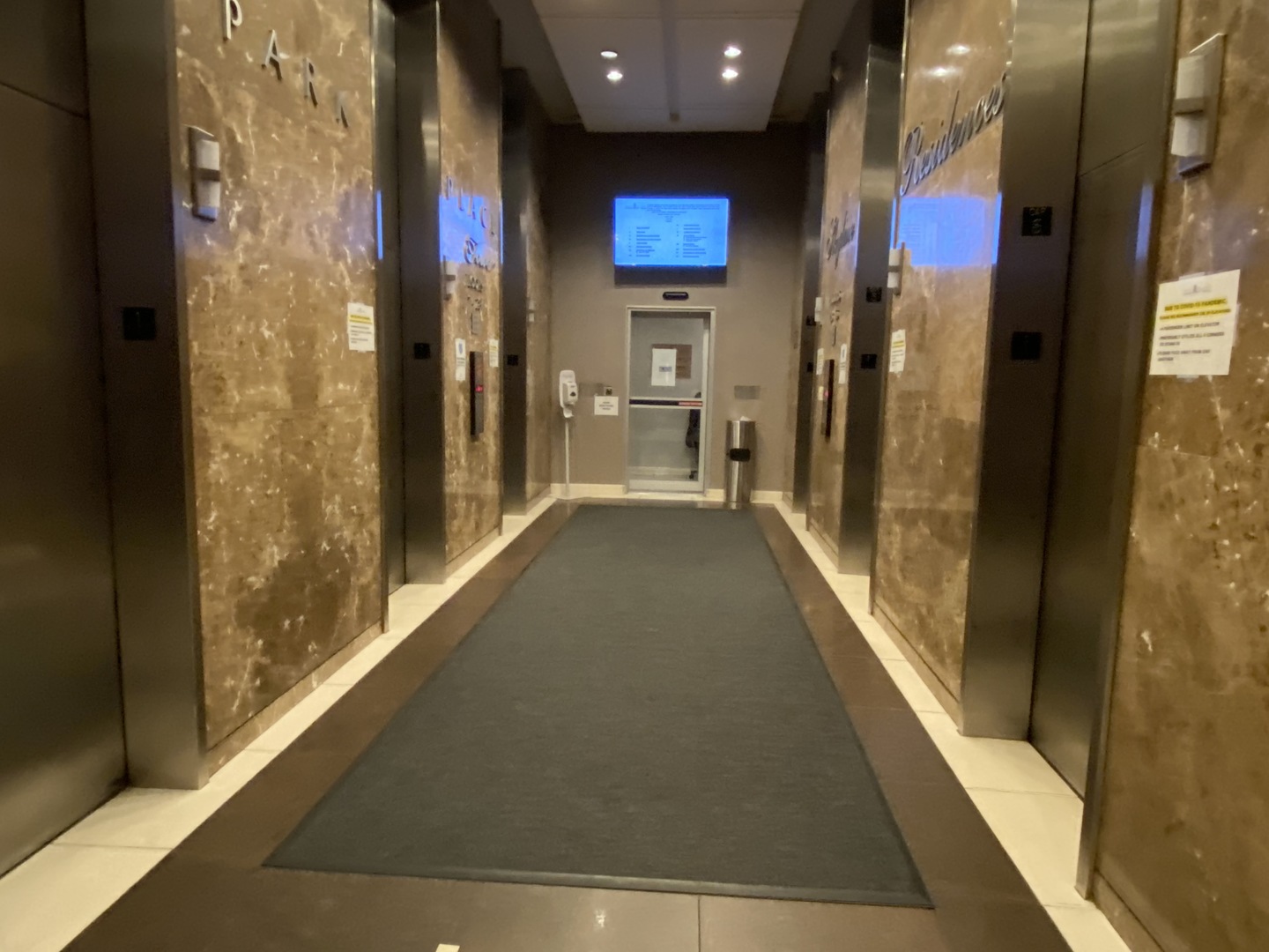 655 West Irving Park Road, Unit 2112 Chicago, IL 60613 - Photo 26 of 49 a view of a hallway with city view