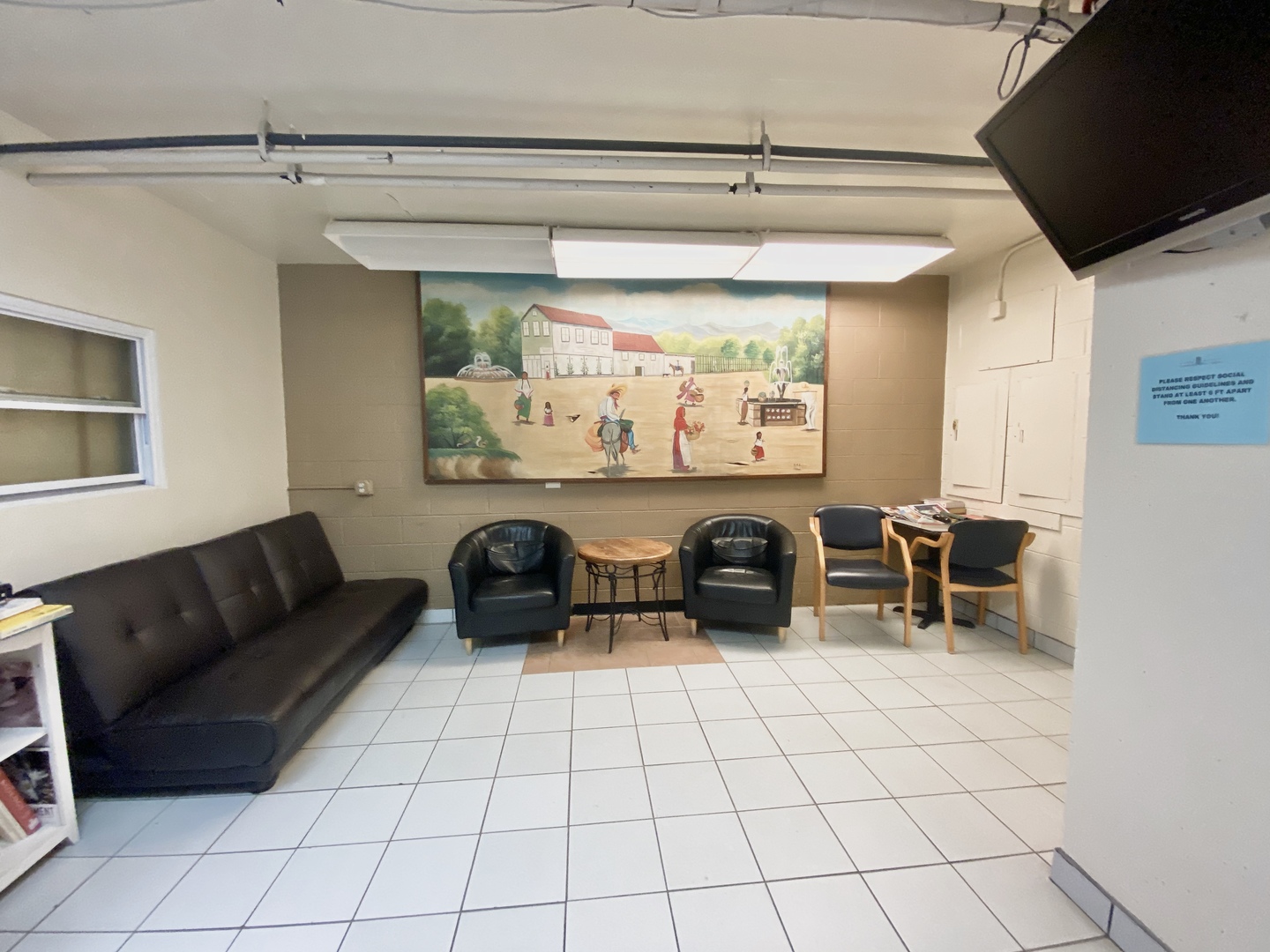 655 West Irving Park Road, Unit 2112 Chicago, IL 60613 - Photo 37 of 49 a living room with furniture and a large window