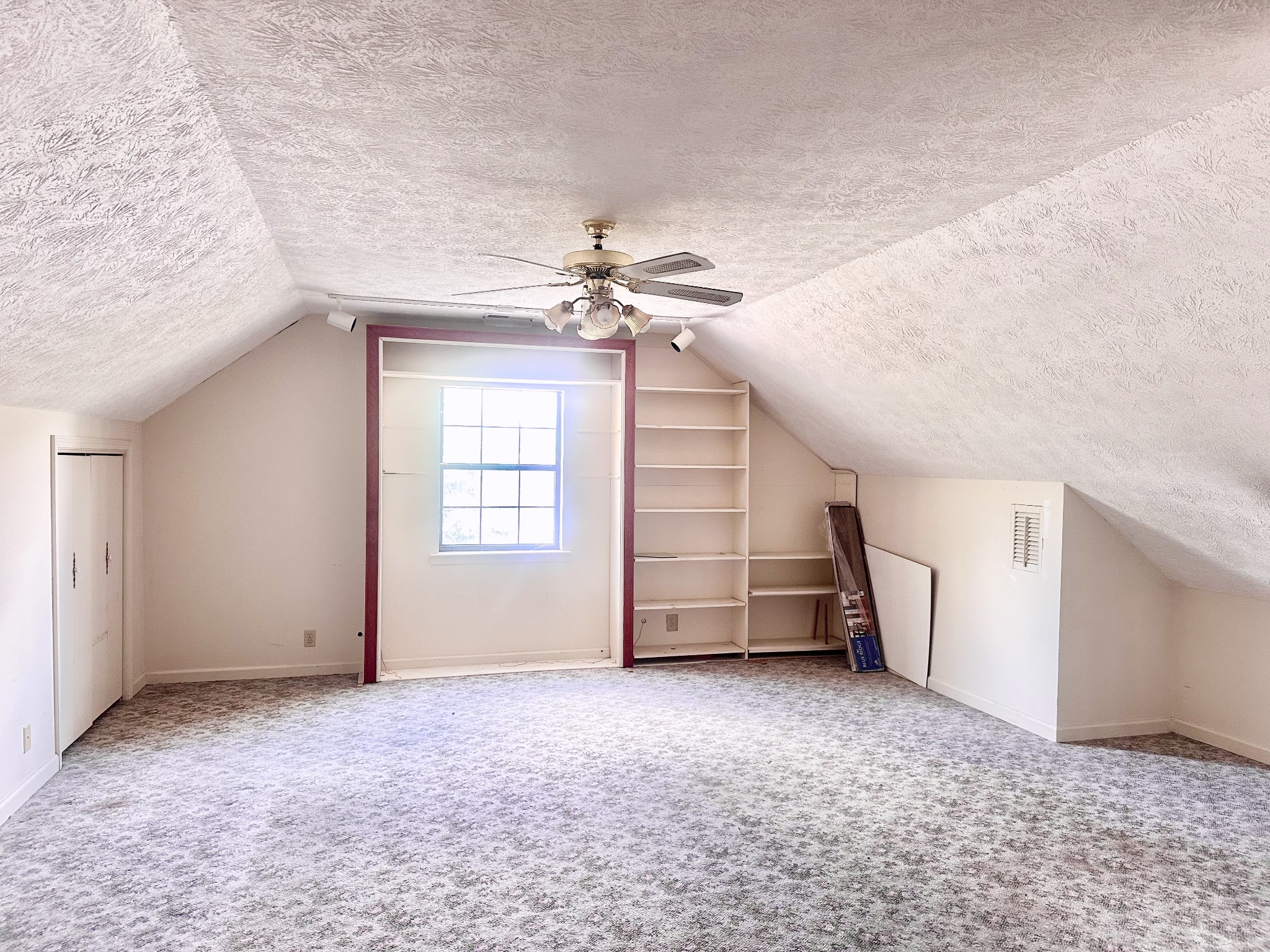 141 South Palmers Chapel Road White House, TN 37188 - Photo 12 of 33 a view of a livingroom with a ceiling fan and window