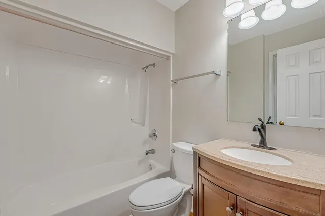 $1,850 | 208 Southlake Court, Niceville, FL 32578