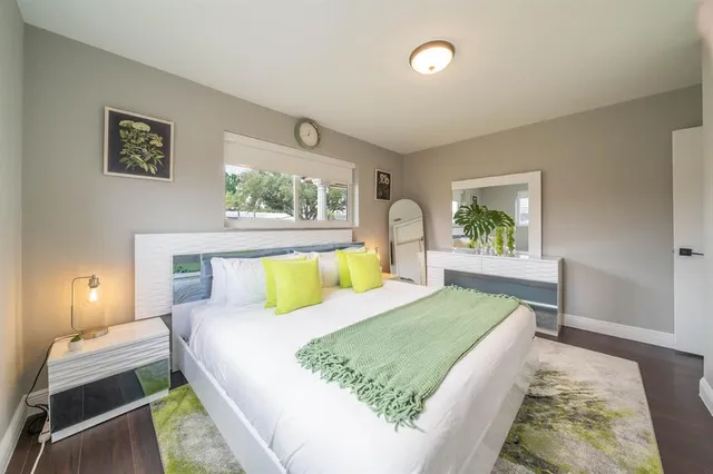 $4,995 | 2101 North 52nd Avenue, Hollywood, FL 33021