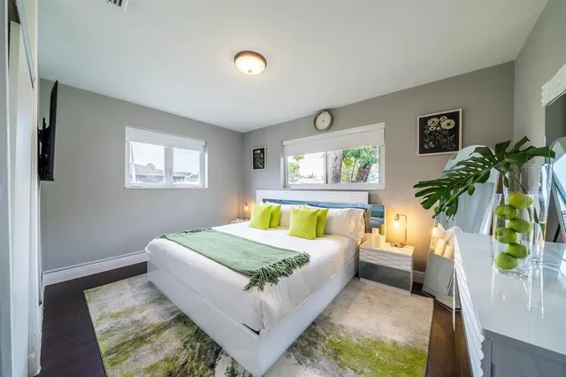 $4,995 | 2101 North 52nd Avenue, Hollywood, FL 33021