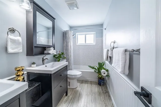 $4,995 | 2101 North 52nd Avenue, Hollywood, FL 33021