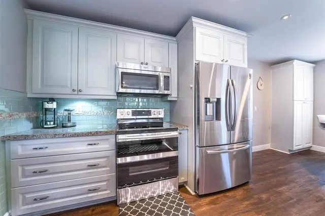 $4,995 | 2101 North 52nd Avenue, Hollywood, FL 33021